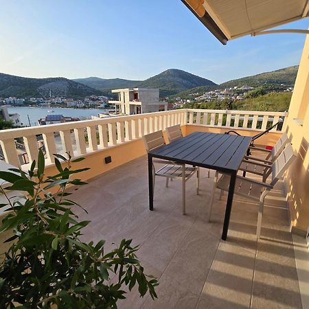 Apartment Punta Seget Vranjica Exterior photo